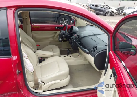 2008 Volkswagen New Beetle S/Se from USA, damaged, VIN 3VWRW31C98M526486